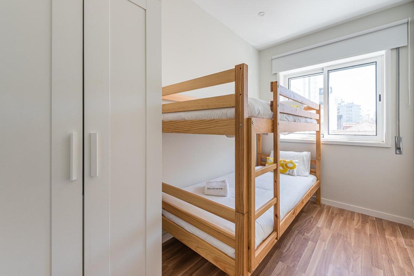 Guestready - Golden And Silver Dawn Apartment บีลาโนวาเดกายา ภายนอก รูปภาพ
