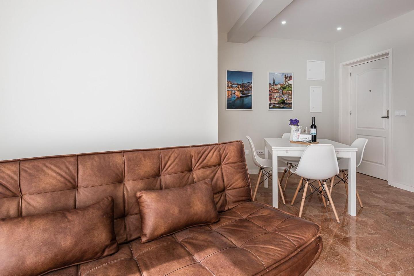 Guestready - Golden And Silver Dawn Apartment บีลาโนวาเดกายา ภายนอก รูปภาพ